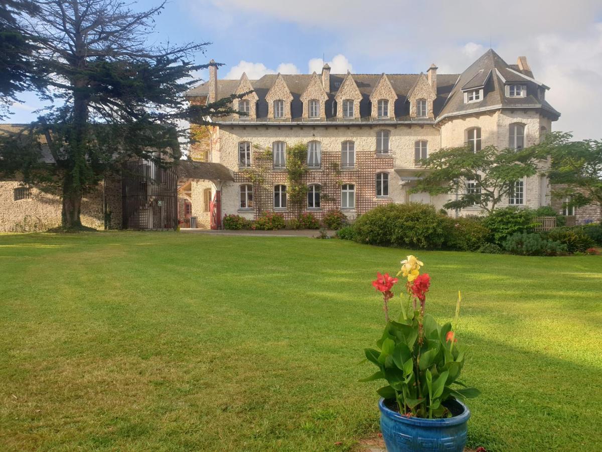 Chateau De Surville Surville  Екстериор снимка