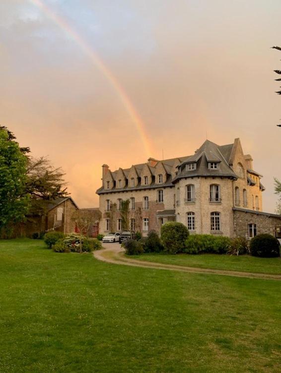Chateau De Surville Surville  Екстериор снимка